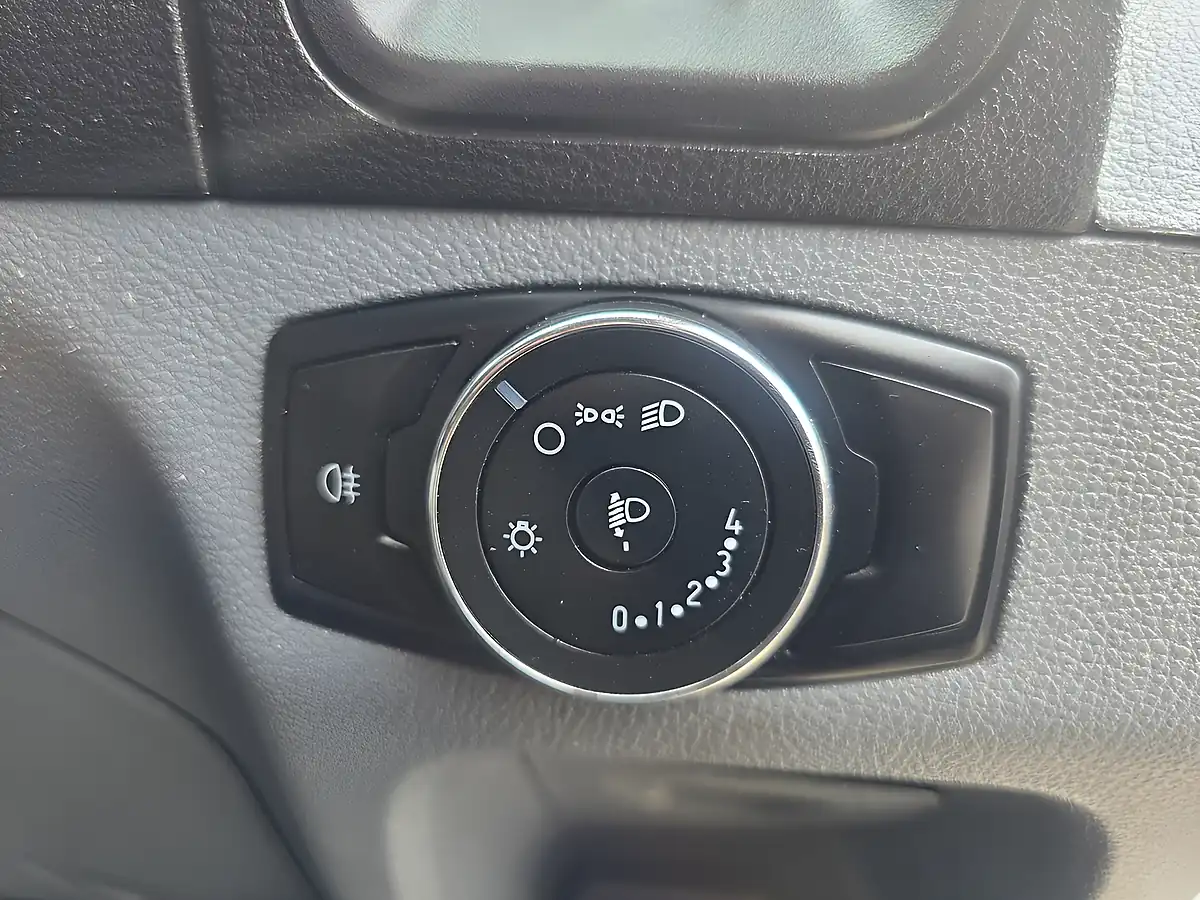 Used 2019 Ford Transit 350 Panel Van L2 H3 White - Interior and Exterior details 16