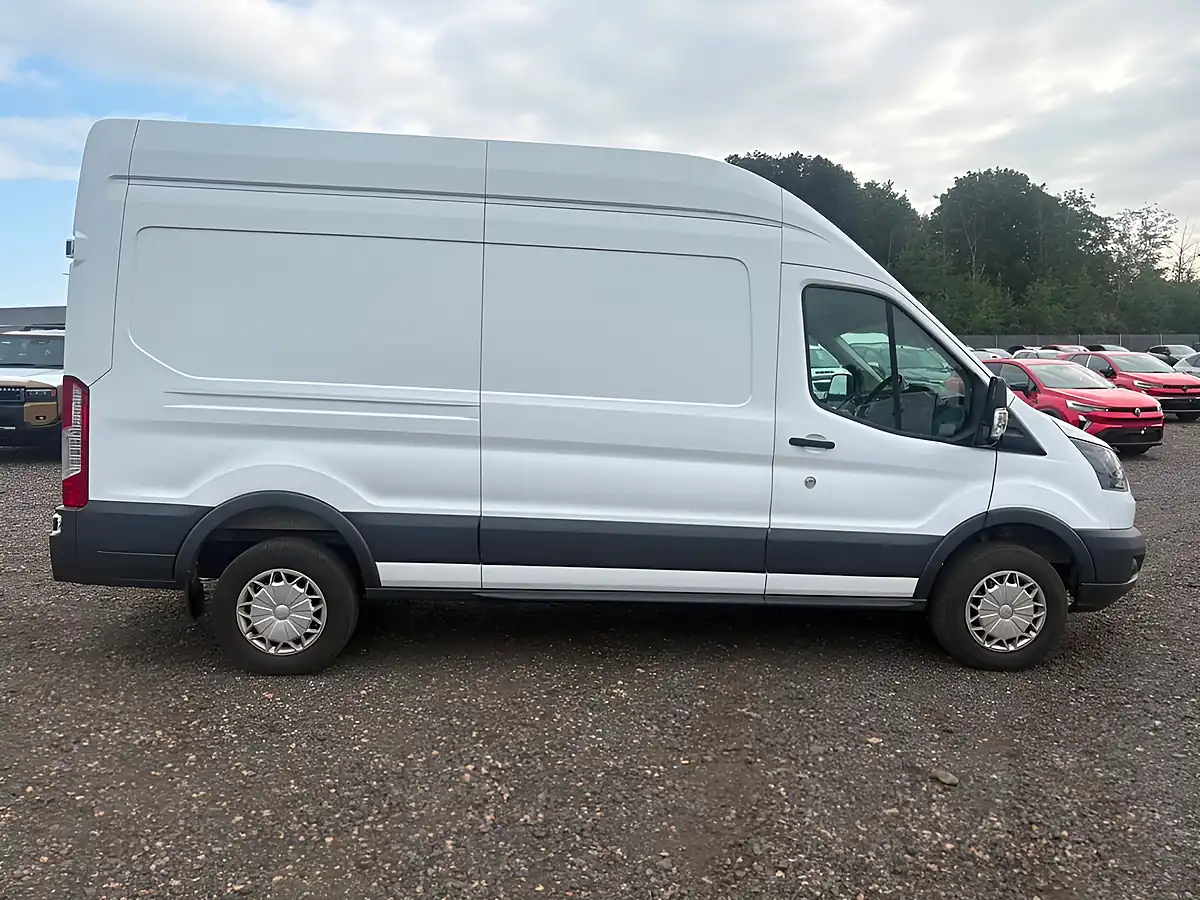 Used 2019 Ford Transit 350 White - Interior and Exterior details 8