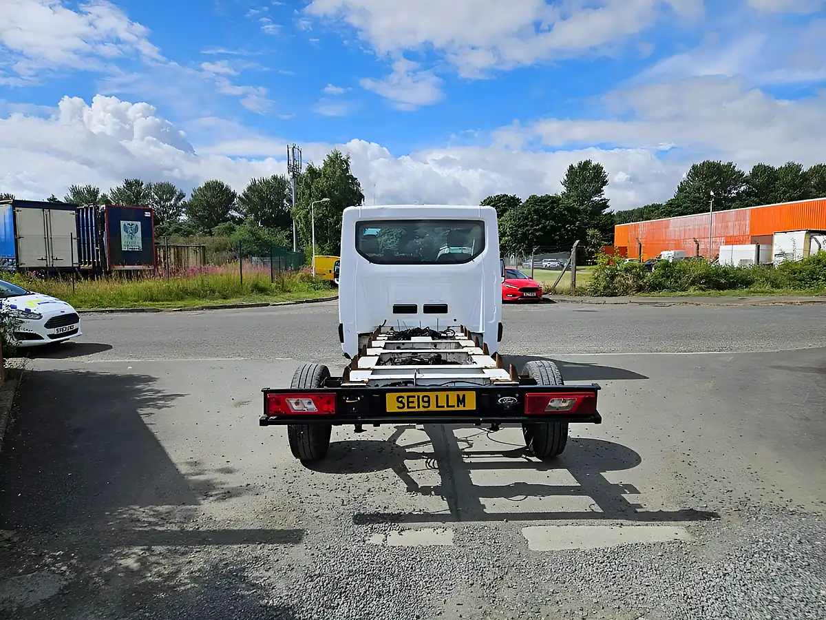 Used 2019 Ford Transit Chassis Cab White - Interior and Exterior details 7