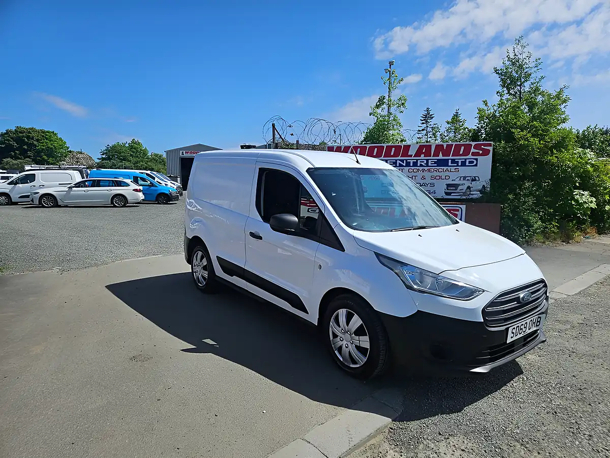 Used 2019 Ford Transit Connect 200 Base White - Front View