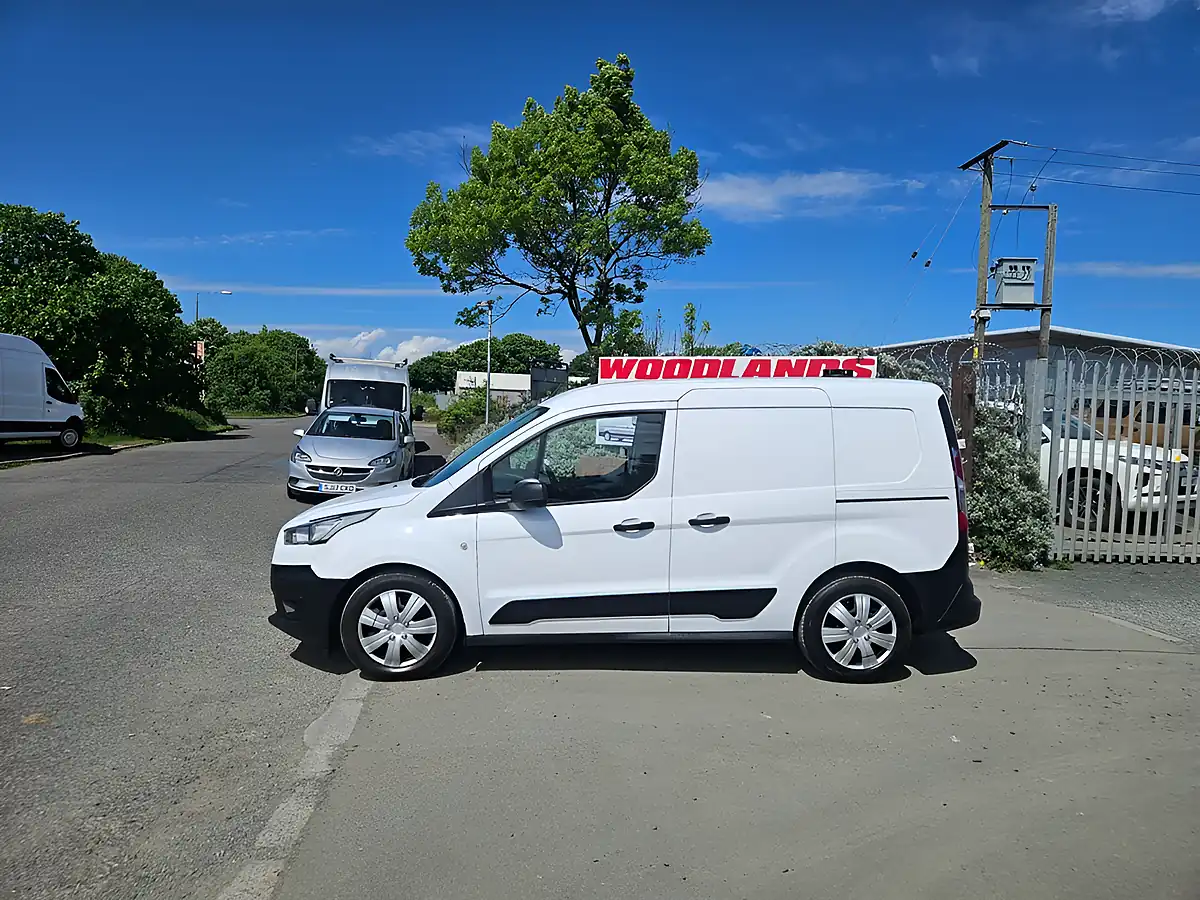 Used 2019 Ford Transit Connect 200 Base White - Interior and Exterior details 5