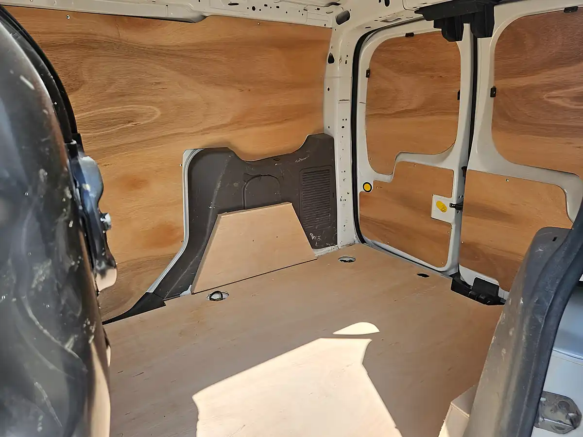 Used 2019 Ford Transit Connect 200 Base White - Interior and Exterior details 9