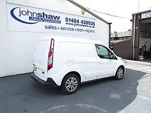 Used 2019 Ford Transit Connect 200 Limited White - Interior and Exterior details 10