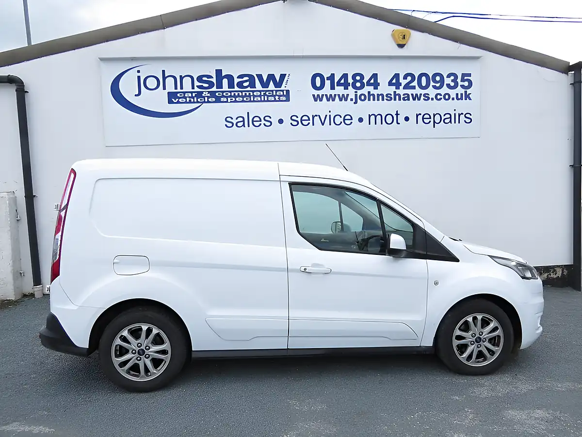 Used 2019 Ford Transit Connect 200 Limited White - Interior and Exterior details 11