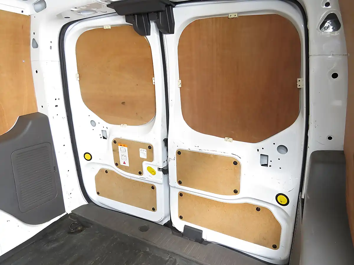 Used 2019 Ford Transit Connect 200 Limited White - Interior and Exterior details 14