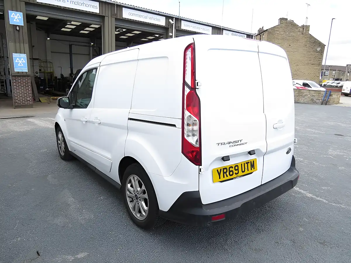 Used 2019 Ford Transit Connect 200 Limited White - Interior and Exterior details 7