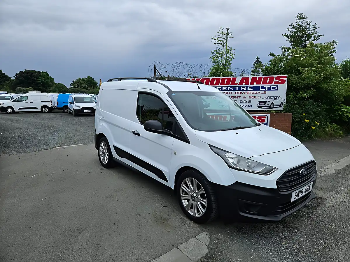 Used 2019 Ford Transit Connect 200 Swb White - Front View