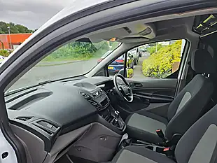 Used 2019 Ford Transit Connect 200 Swb White - Interior and Exterior details 12