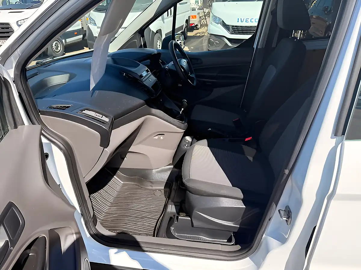 Used 2019 Ford Transit Connect 230 Leader White - Interior and Exterior details 15