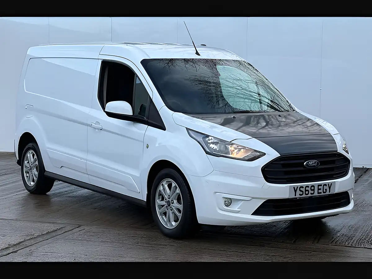 Used 2019 Ford Transit Connect 240 Limited Frozen White - Front View
