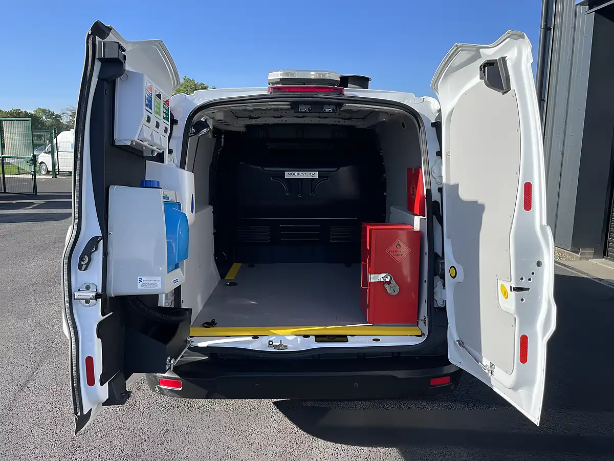 Used 2019 Ford Transit Connect Base Swb White - Interior and Exterior details 11