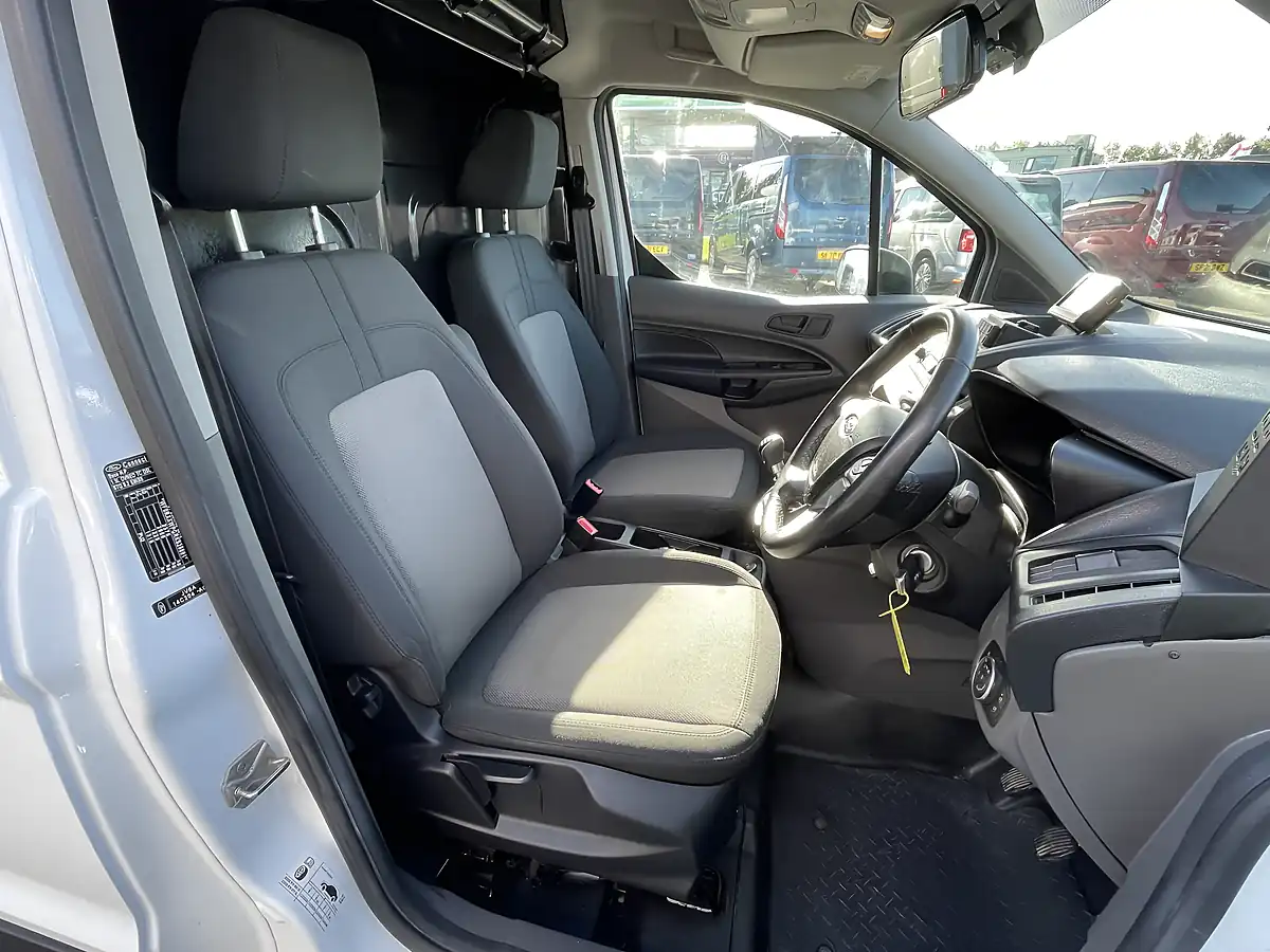 Used 2019 Ford Transit Connect Base Swb White - Interior and Exterior details 16
