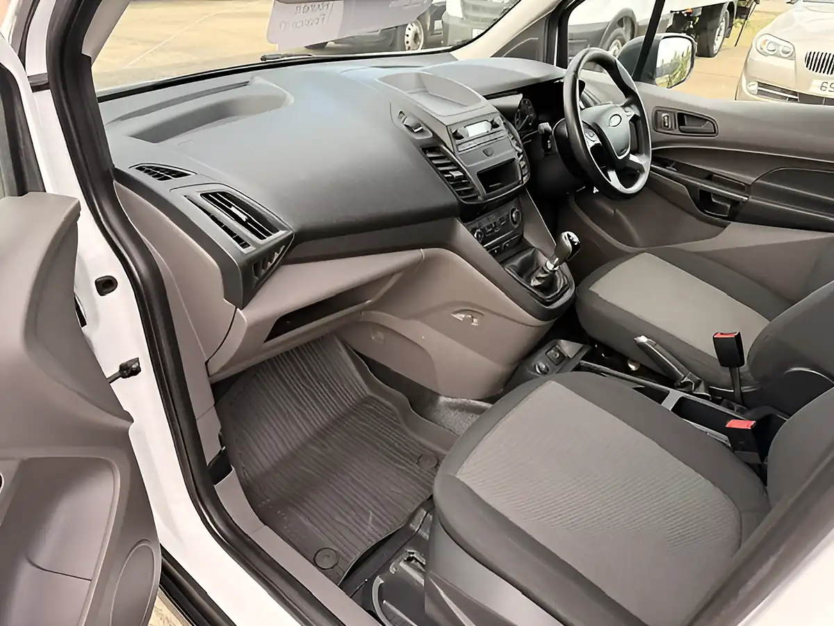 Used 2019 Ford Transit Connect Leader Crew Van L2 White - Interior and Exterior details 14