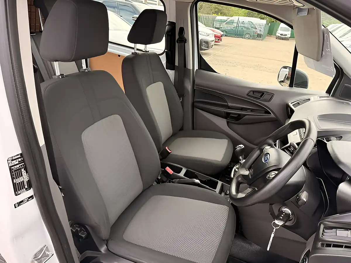 Used 2019 Ford Transit Connect Leader Crew Van L2 White - Interior and Exterior details 20