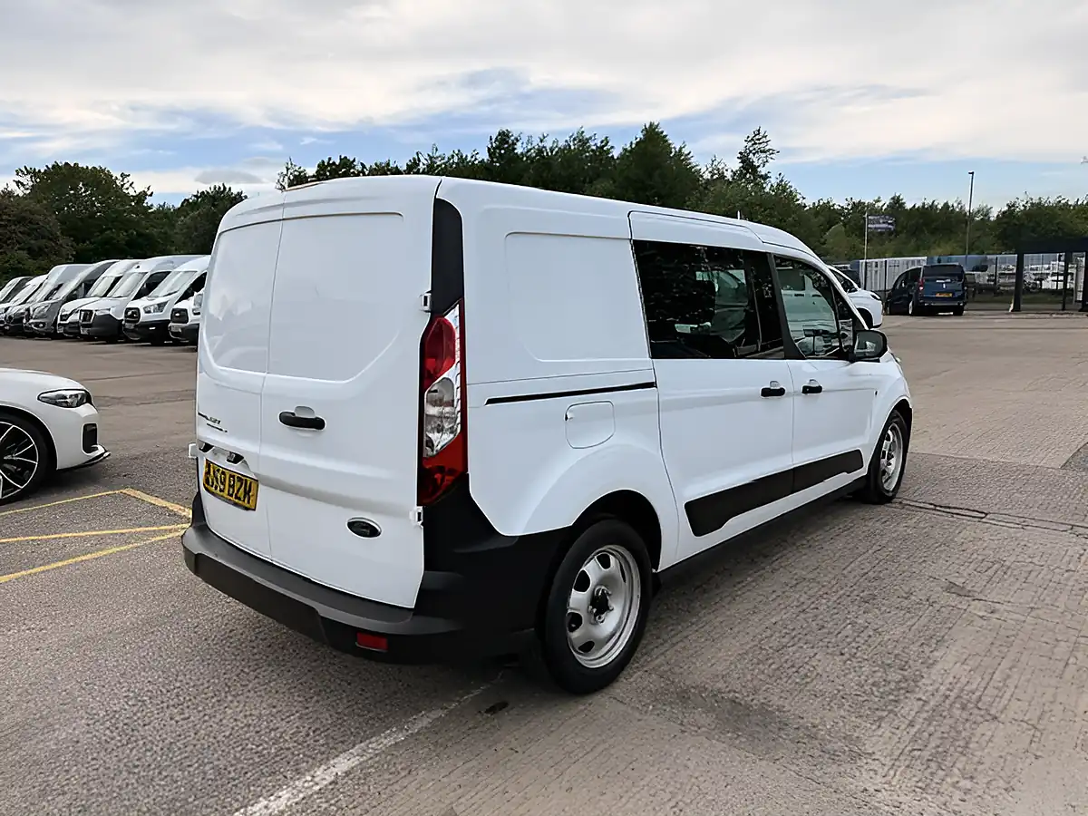 Used 2019 Ford Transit Connect Leader Crew Van L2 White - Interior and Exterior details 4