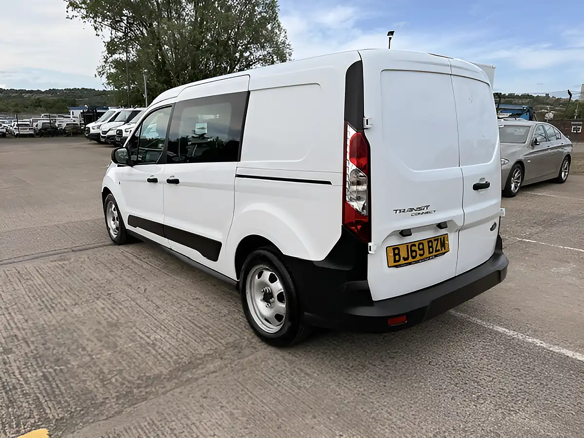 Used 2019 Ford Transit Connect Leader Crew Van L2 White - Interior and Exterior details 7