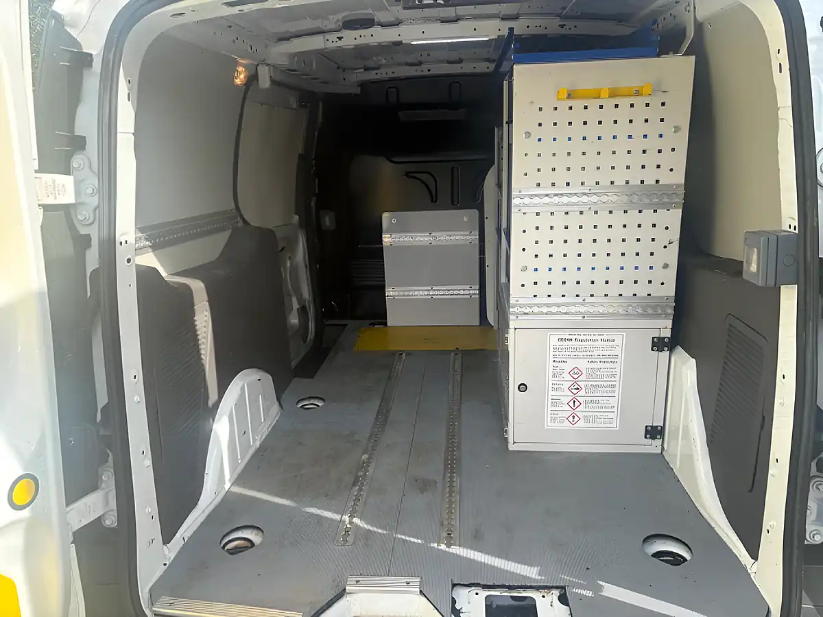 Used 2019 Ford Transit Connect Leader L2 White - Interior and Exterior details 10