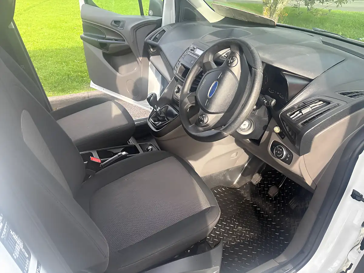 Used 2019 Ford Transit Connect Leader L2 White - Interior and Exterior details 11