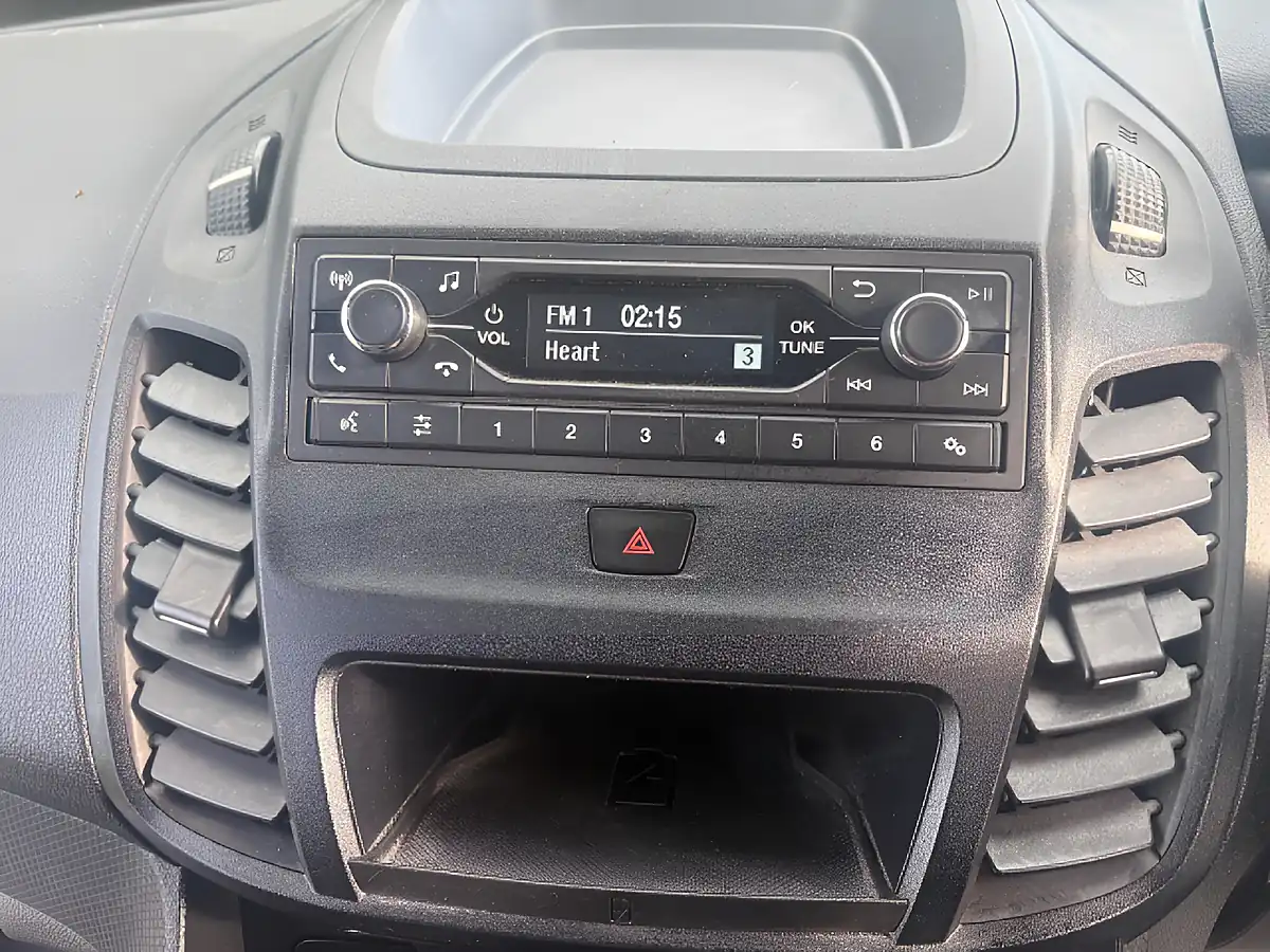 Used 2019 Ford Transit Connect Leader L2 White - Interior and Exterior details 13