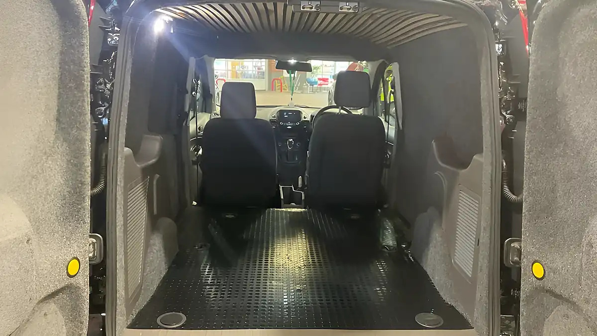Used 2019 Ford Transit Connect Limited Black - Interior and Exterior details 10