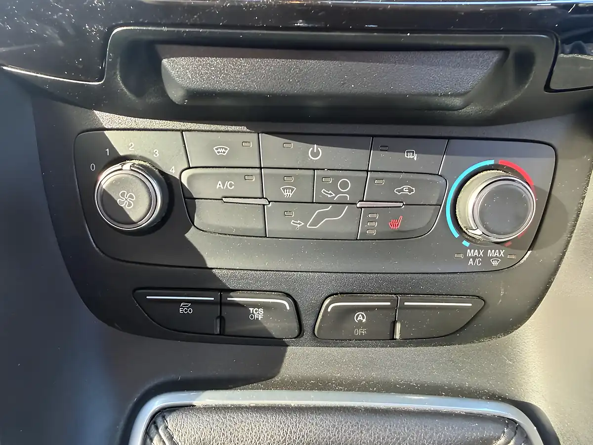 Used 2019 Ford Transit Connect Limited Grey - Interior and Exterior details 12