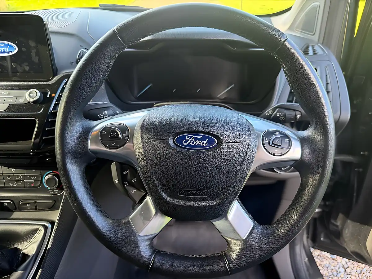 Used 2019 Ford Transit Connect Limited Grey - Interior and Exterior details 13