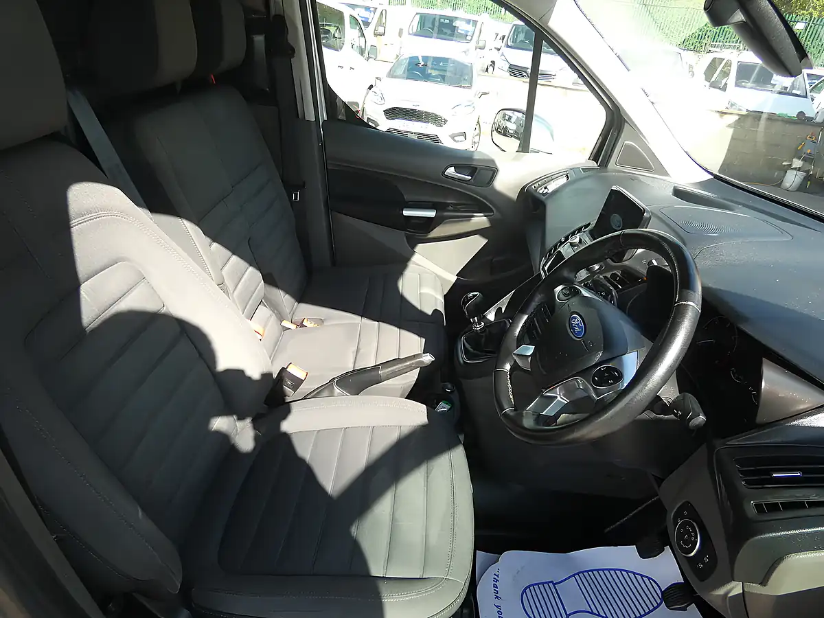 Used 2019 Ford Transit Connect Limited L2 Lwb Silver - Interior and Exterior details 2