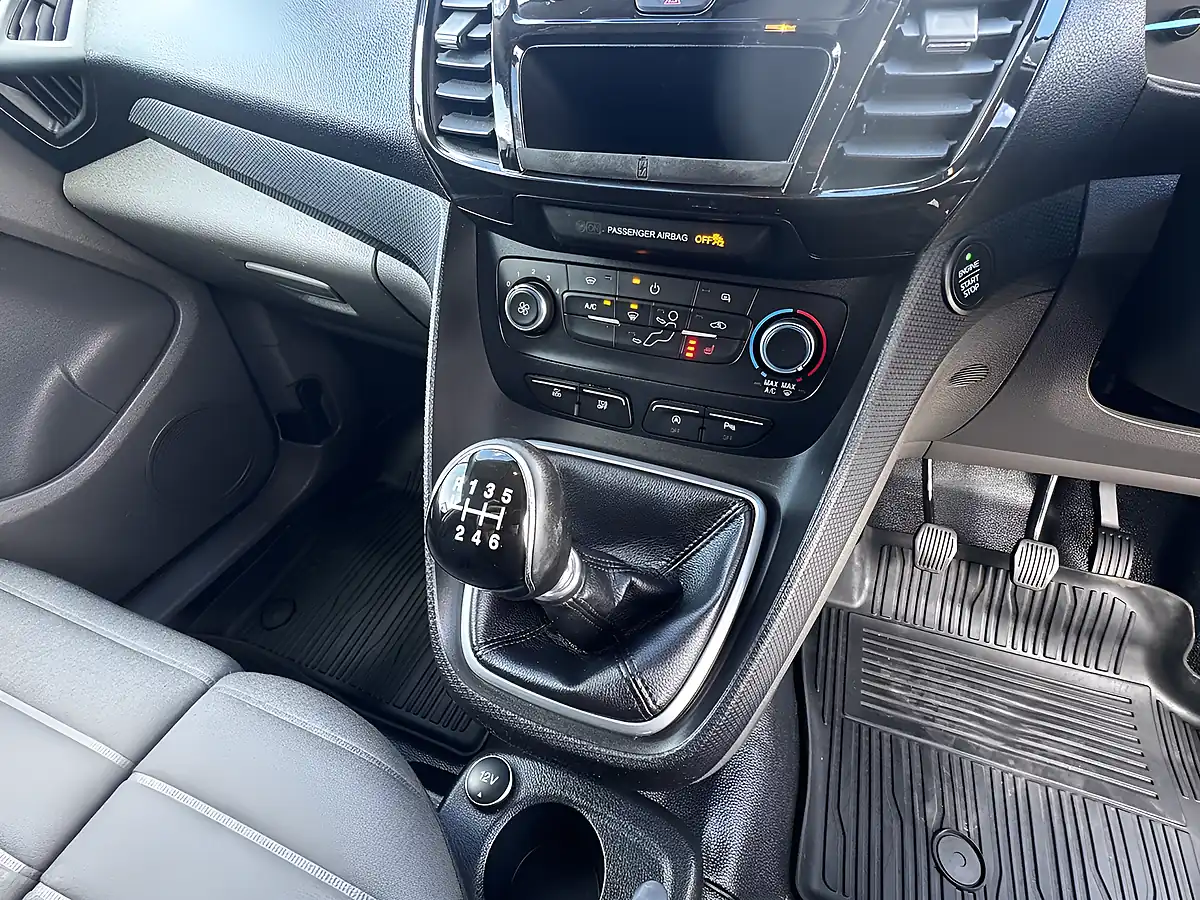 Used 2019 Ford Transit Connect Limited L2H1 Silver Metallic - Interior and Exterior details 13