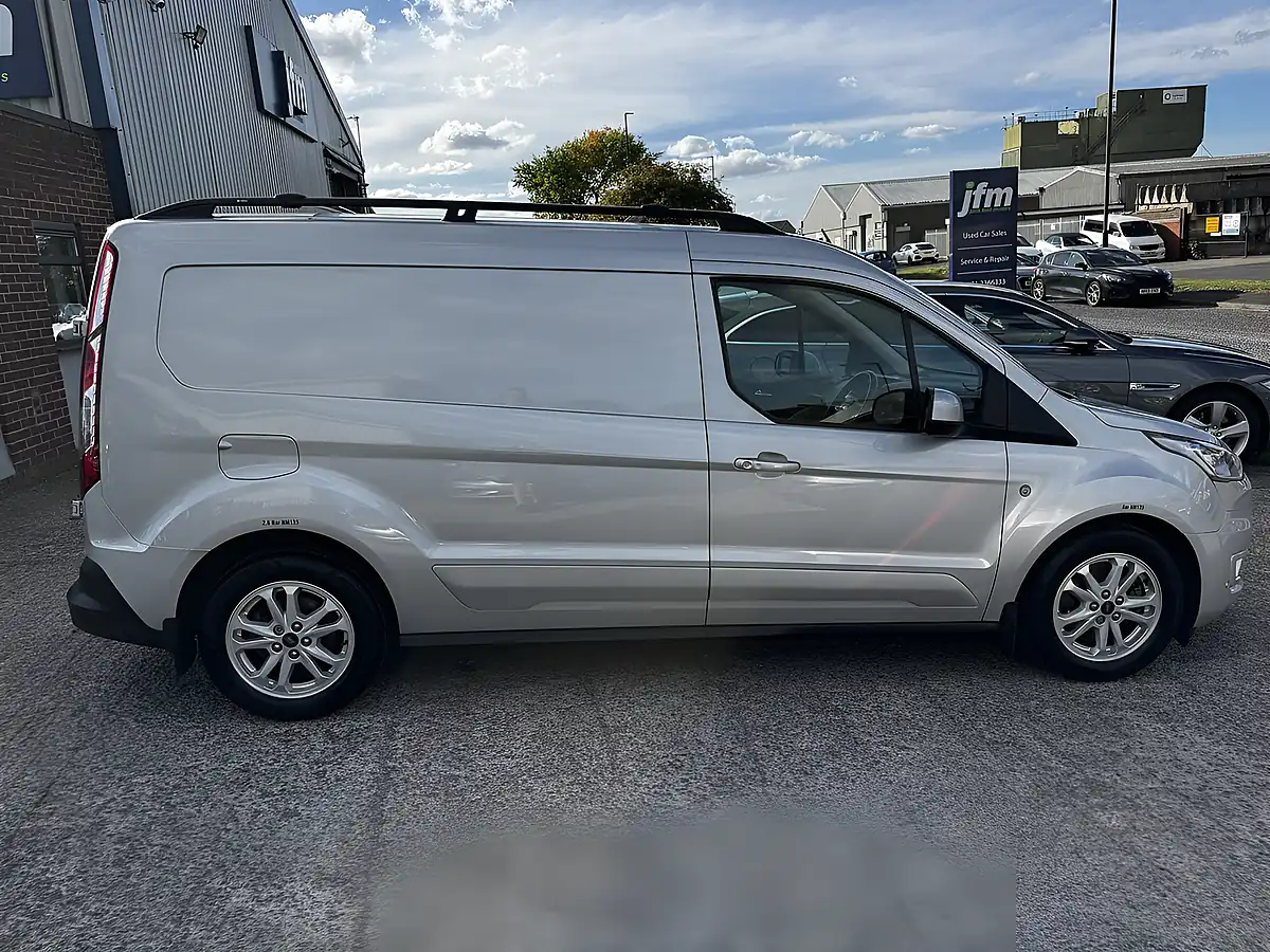 Used 2019 Ford Transit Connect Limited L2H1 Silver Metallic - Interior and Exterior details 5