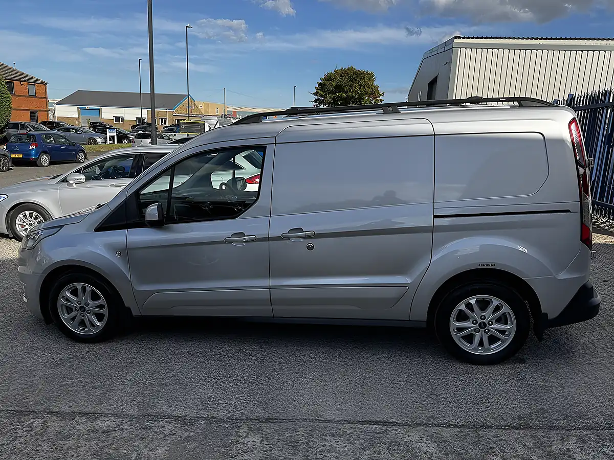 Used 2019 Ford Transit Connect Limited L2H1 Silver Metallic - Interior and Exterior details 9