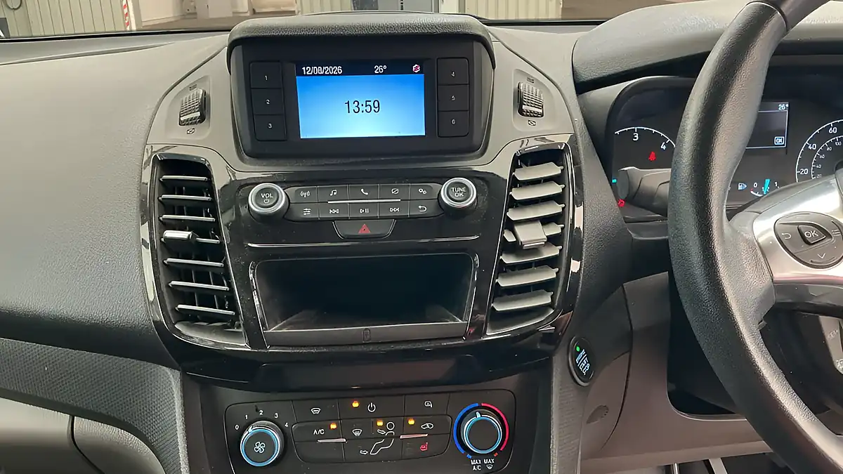 Used 2019 Ford Transit Connect Limited Silver - Interior and Exterior details 12