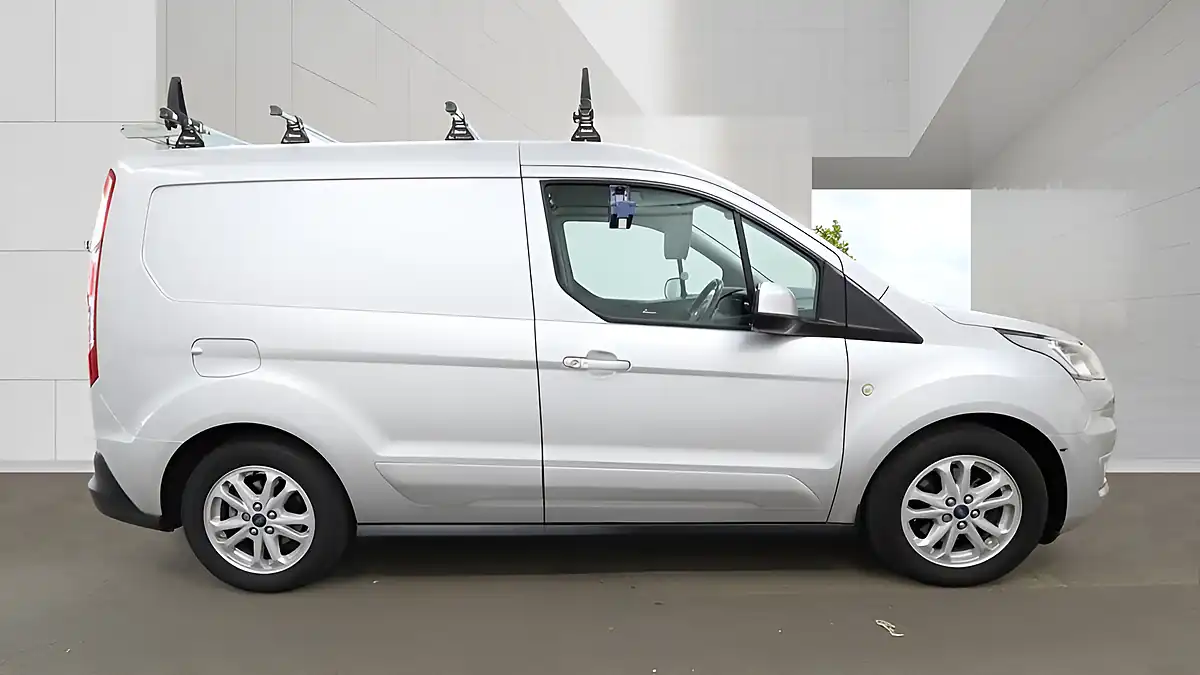 Used 2019 Ford Transit Connect Limited Silver - Interior and Exterior details 5