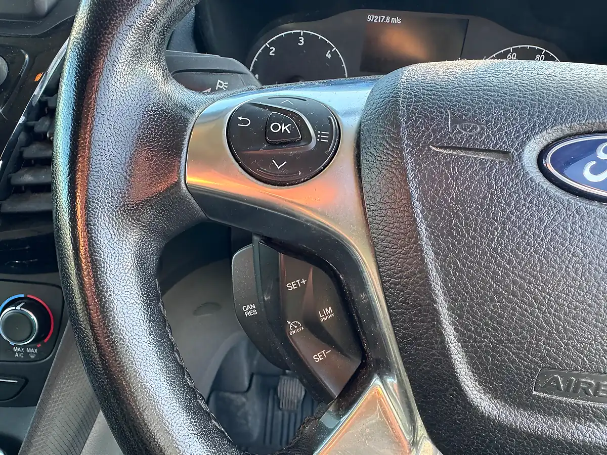 Used 2019 Ford Transit Connect Limited White - Interior and Exterior details 10