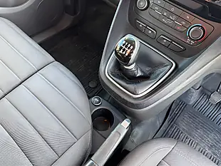Used 2019 Ford Transit Connect Limited White - Interior and Exterior details 11