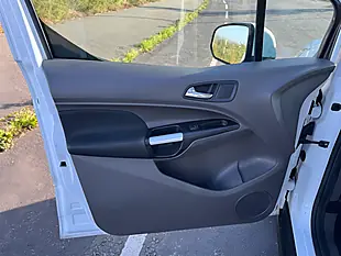 Used 2019 Ford Transit Connect Limited White - Interior and Exterior details 5