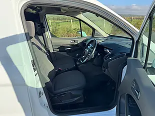 Used 2019 Ford Transit Connect Limited White - Interior and Exterior details 6