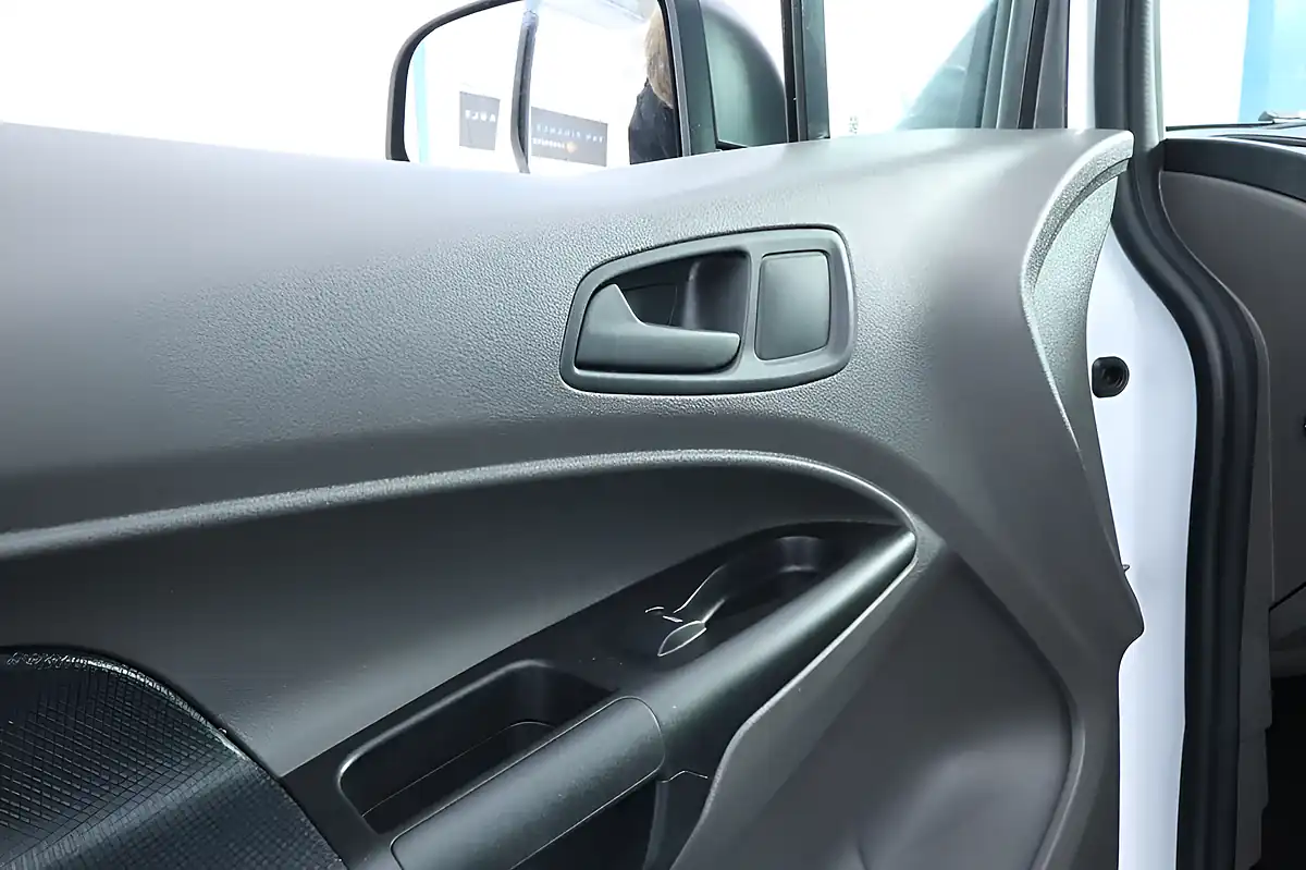 Used 2019 Ford Transit Connect Panel Van L1 White - Interior and Exterior details 15