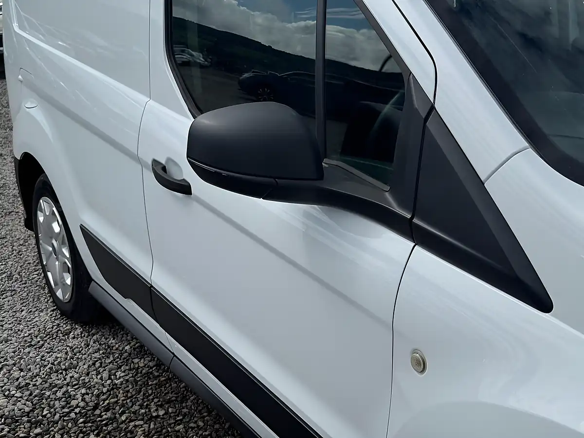 Used 2019 Ford Transit Connect Panel Van White - Interior and Exterior details 10