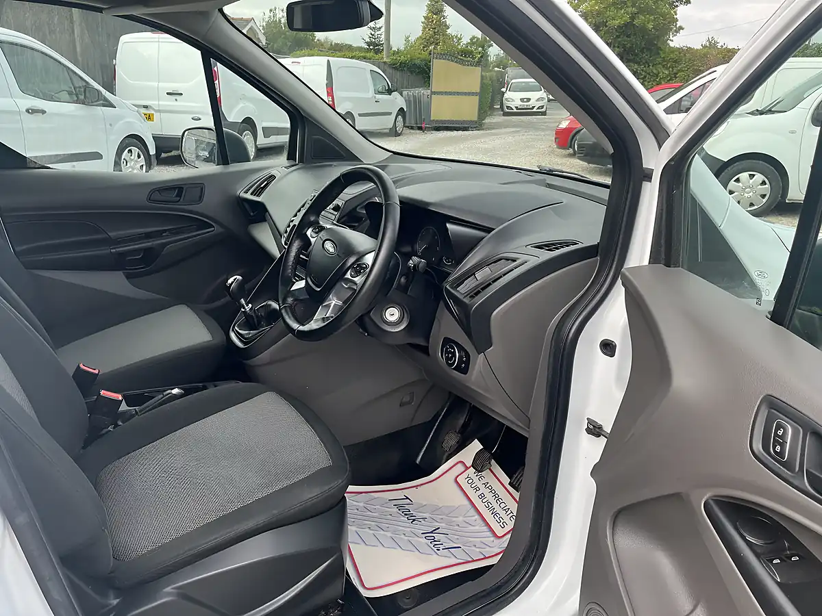 Used 2019 Ford Transit Connect Panel Van White - Interior and Exterior details 18
