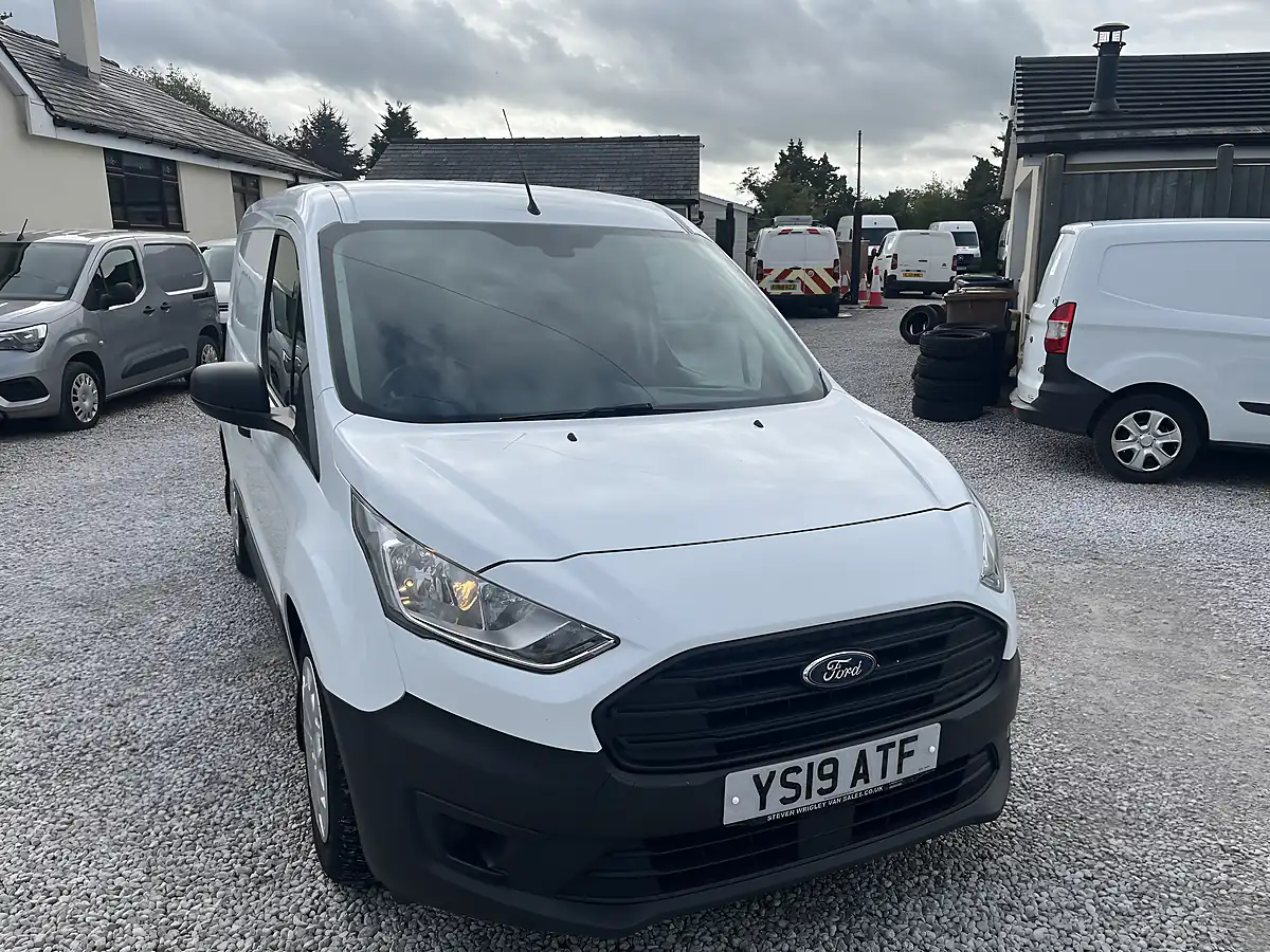 Used 2019 Ford Transit Connect Panel Van White - Interior and Exterior details 3