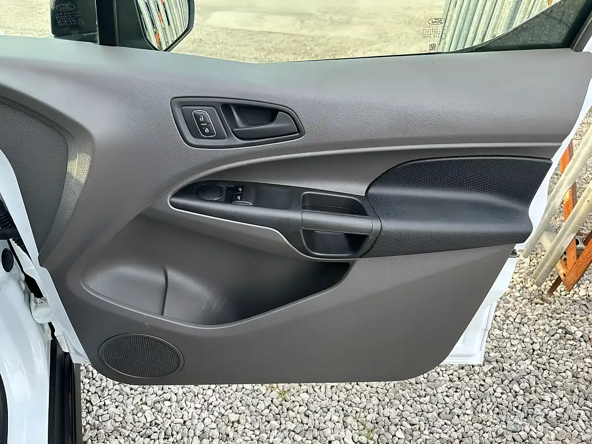Used 2019 Ford Transit Connect Swb Leader White - Interior and Exterior details 12