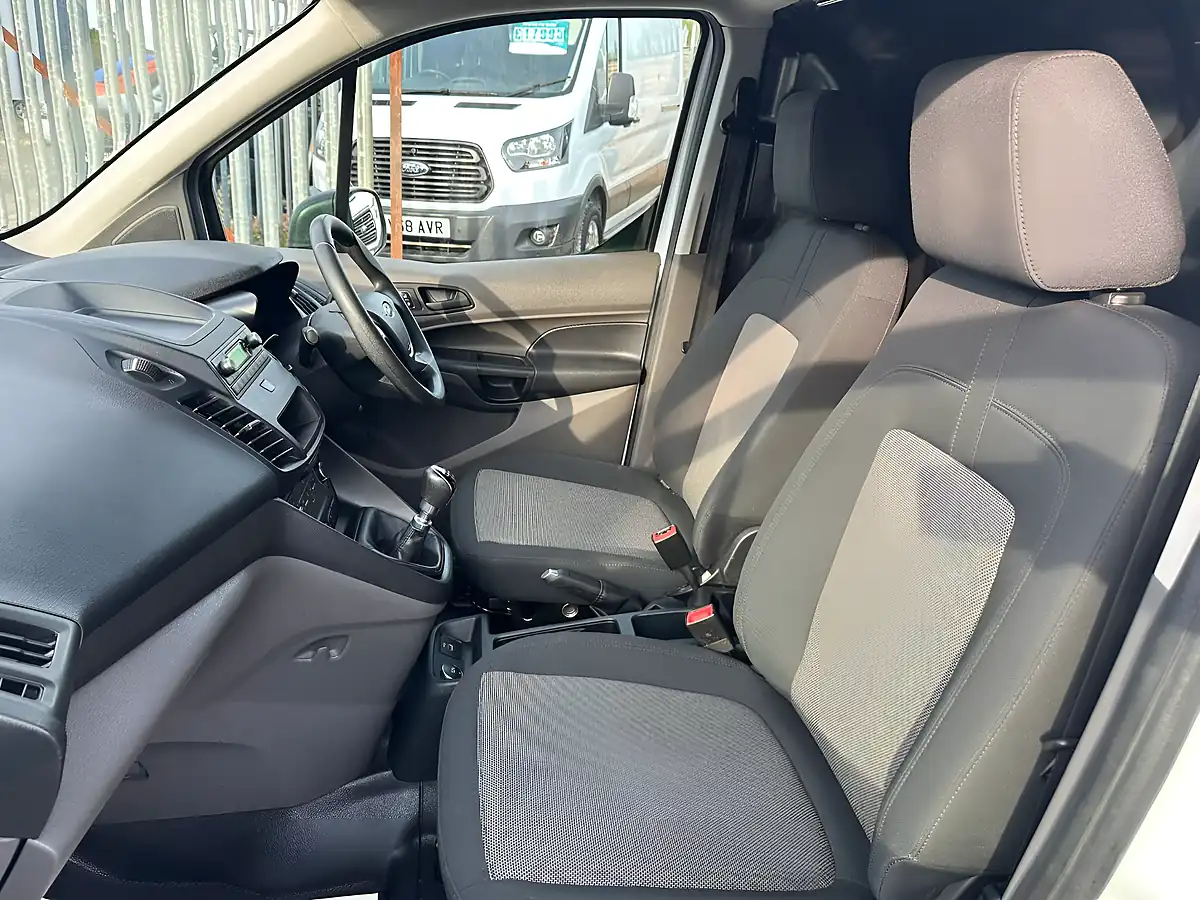 Used 2019 Ford Transit Connect Swb Leader White - Interior and Exterior details 15