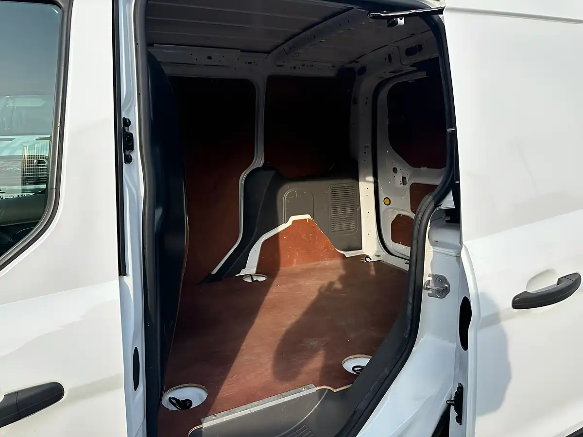 Used 2019 Ford Transit Connect Swb Leader White - Interior and Exterior details 19
