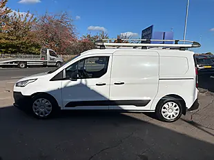 Used 2019 Ford Transit Connect Trend White - Interior and Exterior details 4