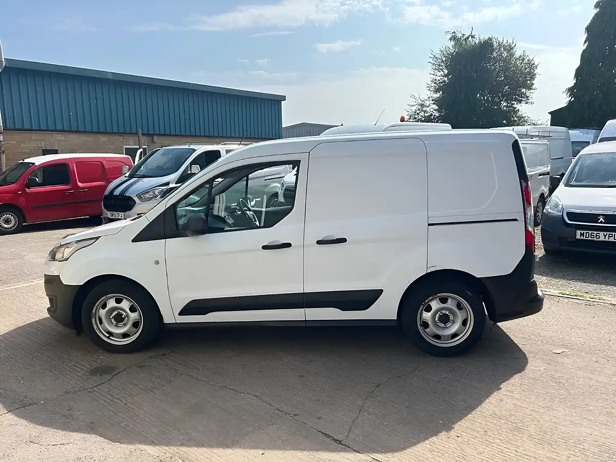 Used 2019 Ford Transit Connect White - Interior and Exterior details 4