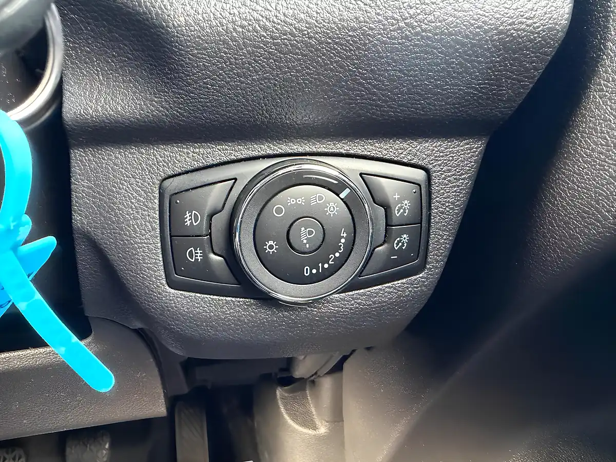 Used 2019 Ford Transit Courier Limited Grey - Interior and Exterior details 11
