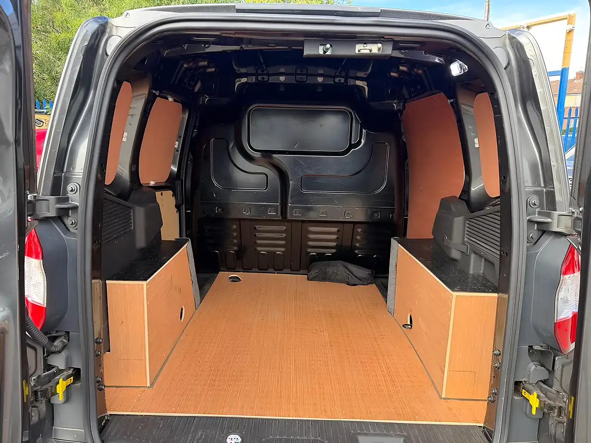 Used 2019 Ford Transit Courier Limited Grey - Interior and Exterior details 14