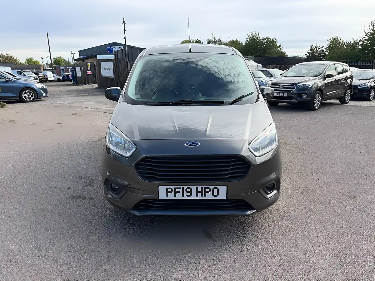 Used 2019 Ford Transit Courier Limited Grey - Interior and Exterior details 2