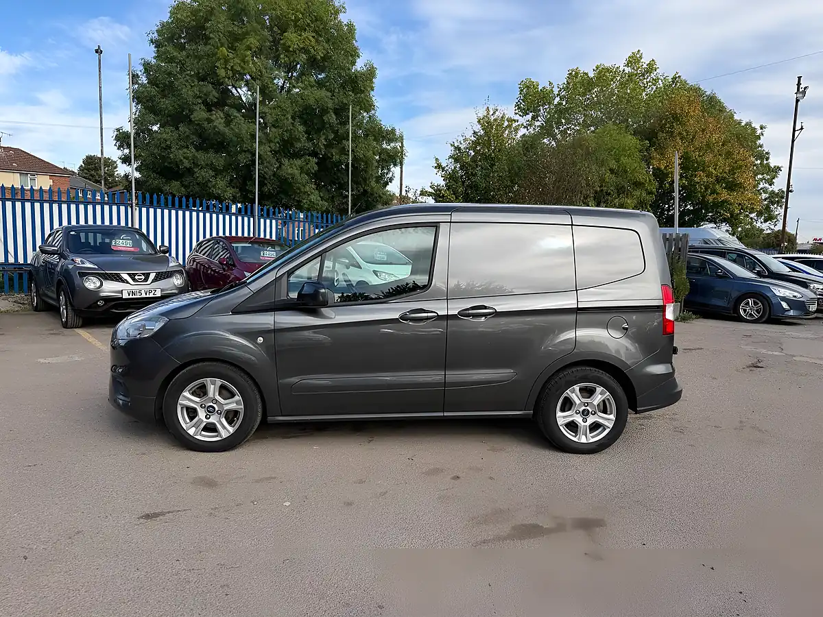 Used 2019 Ford Transit Courier Limited Grey - Interior and Exterior details 3