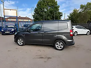 Used 2019 Ford Transit Courier Limited Grey - Interior and Exterior details 4